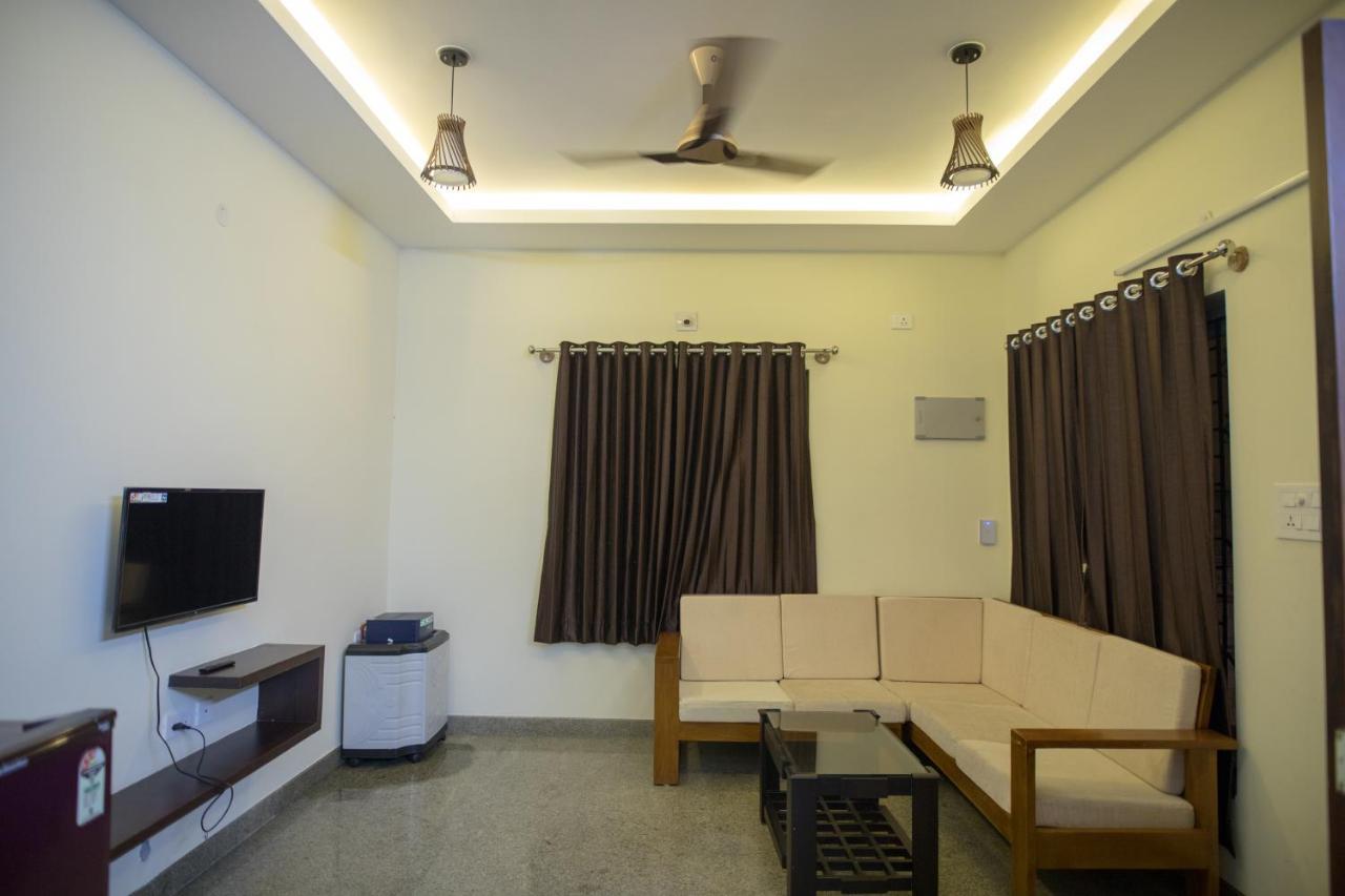 Aikya Apartment Mangalore Bagian luar foto